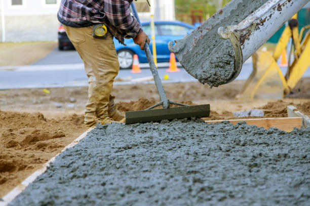 Best Best Concrete Contractor  in Andrews, IN